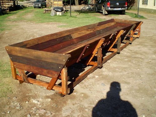 Comedero Madera X 5m 20 Cabezas - $ 7.300 - Agroads