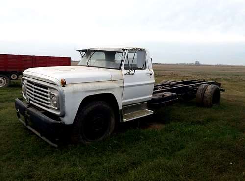 Camion Ford 600 - Año 1968 - Año: 1968 - Agroads Camion Ford 600 - Año 1968 - Año: 1968 - Agroads